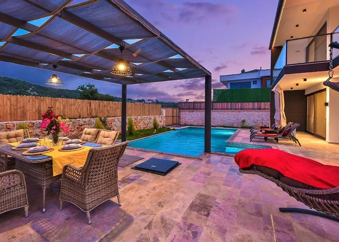 别墅 Agullu Village 3 Bedroom Private Pool And Garden 卡斯