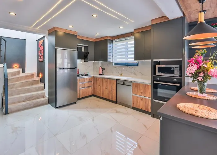 Agullu Village 3 Bedroom Private Pool And Garden Villa *