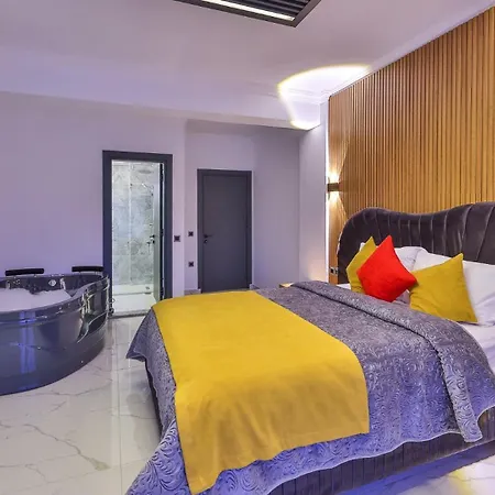Agullu Village 3 Bedroom 4442 * Kaș
