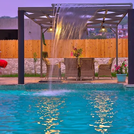 Vila Agullu Village 3 Bedroom Private Pool And Garden